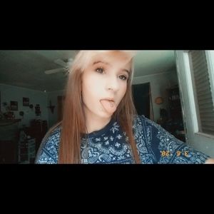 Meet your Posher, Breanna